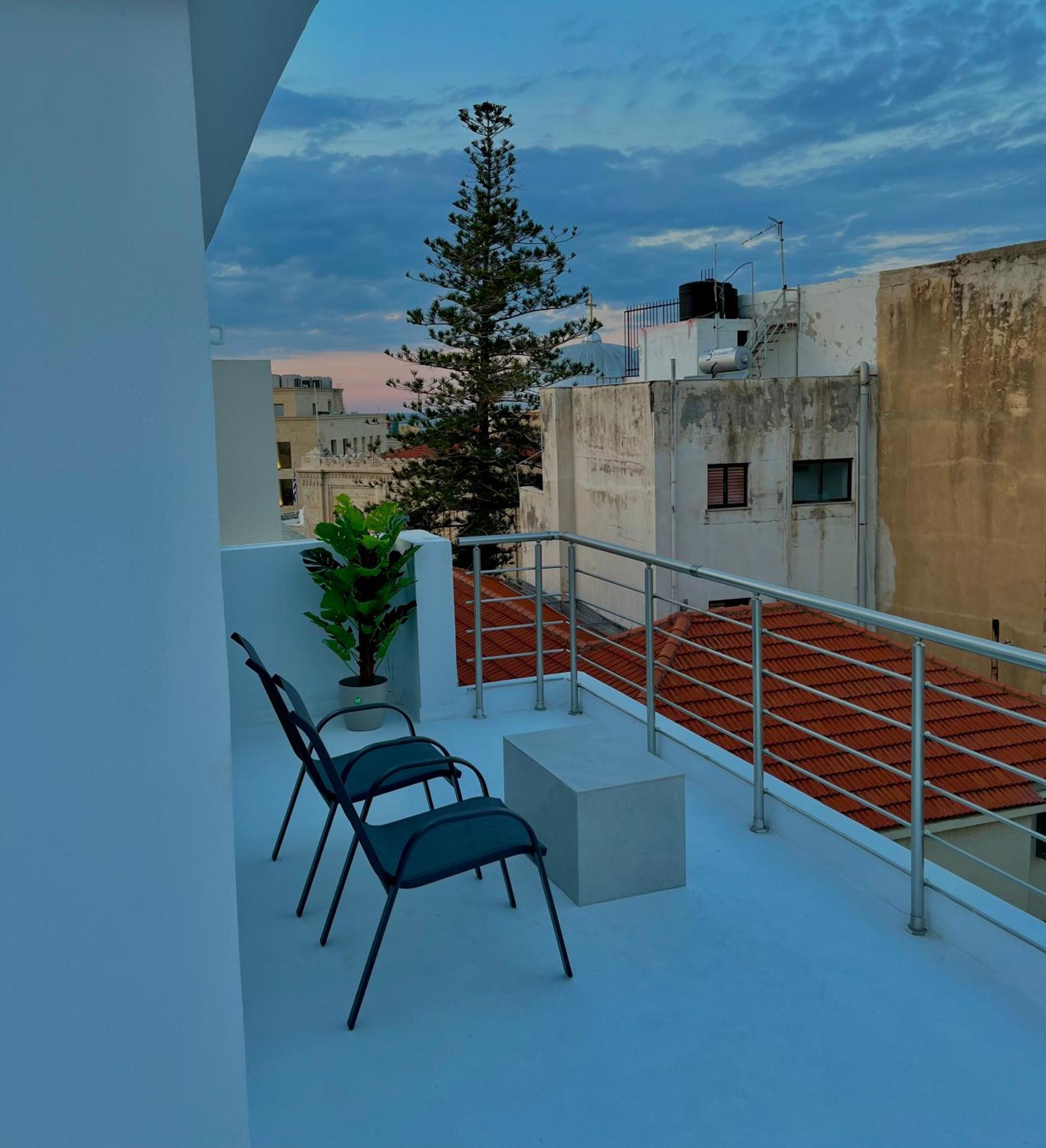 Meramvellou Living Heraklion  Bagian luar foto