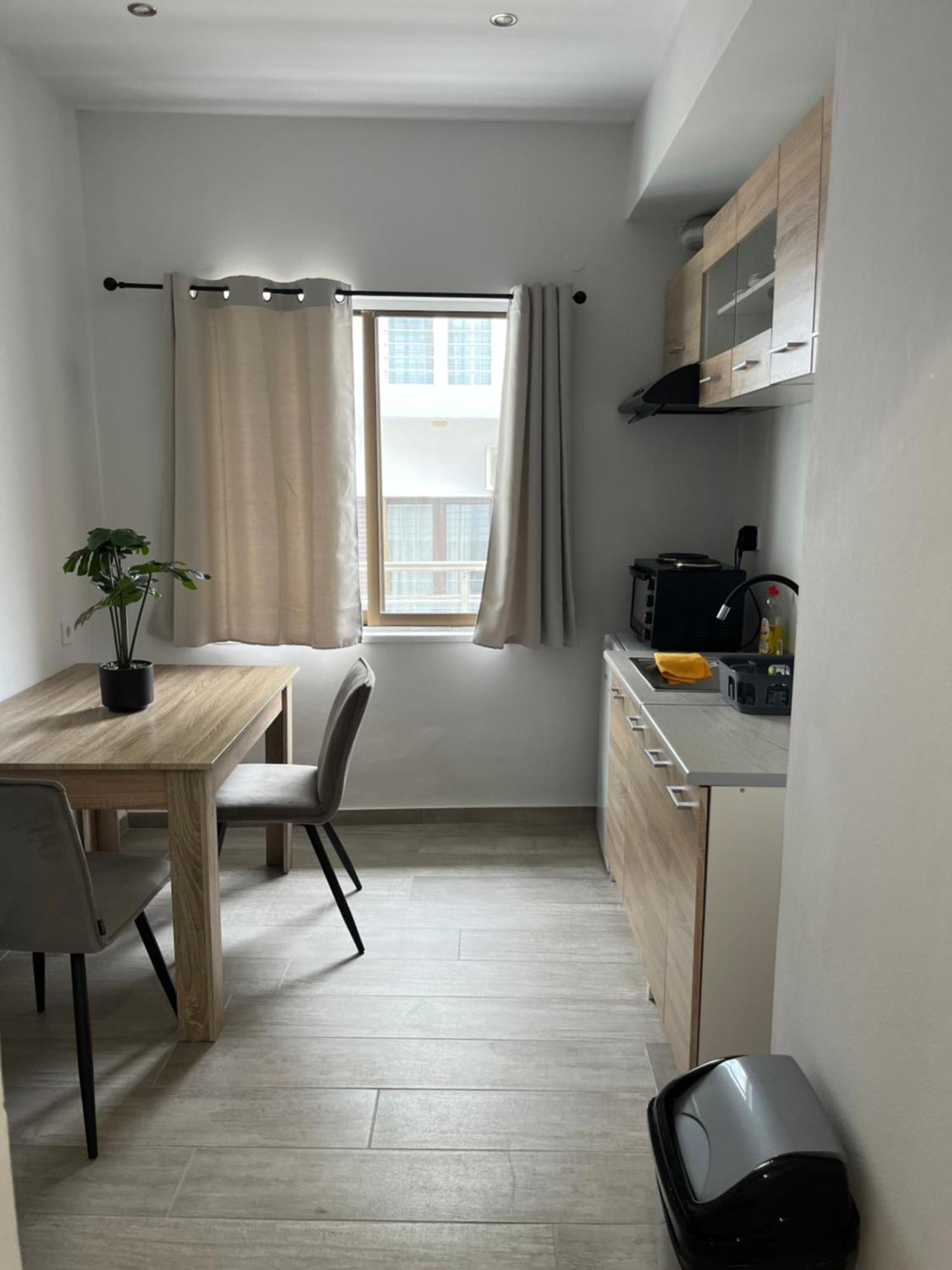Meramvellou Living Heraklion  Bagian luar foto