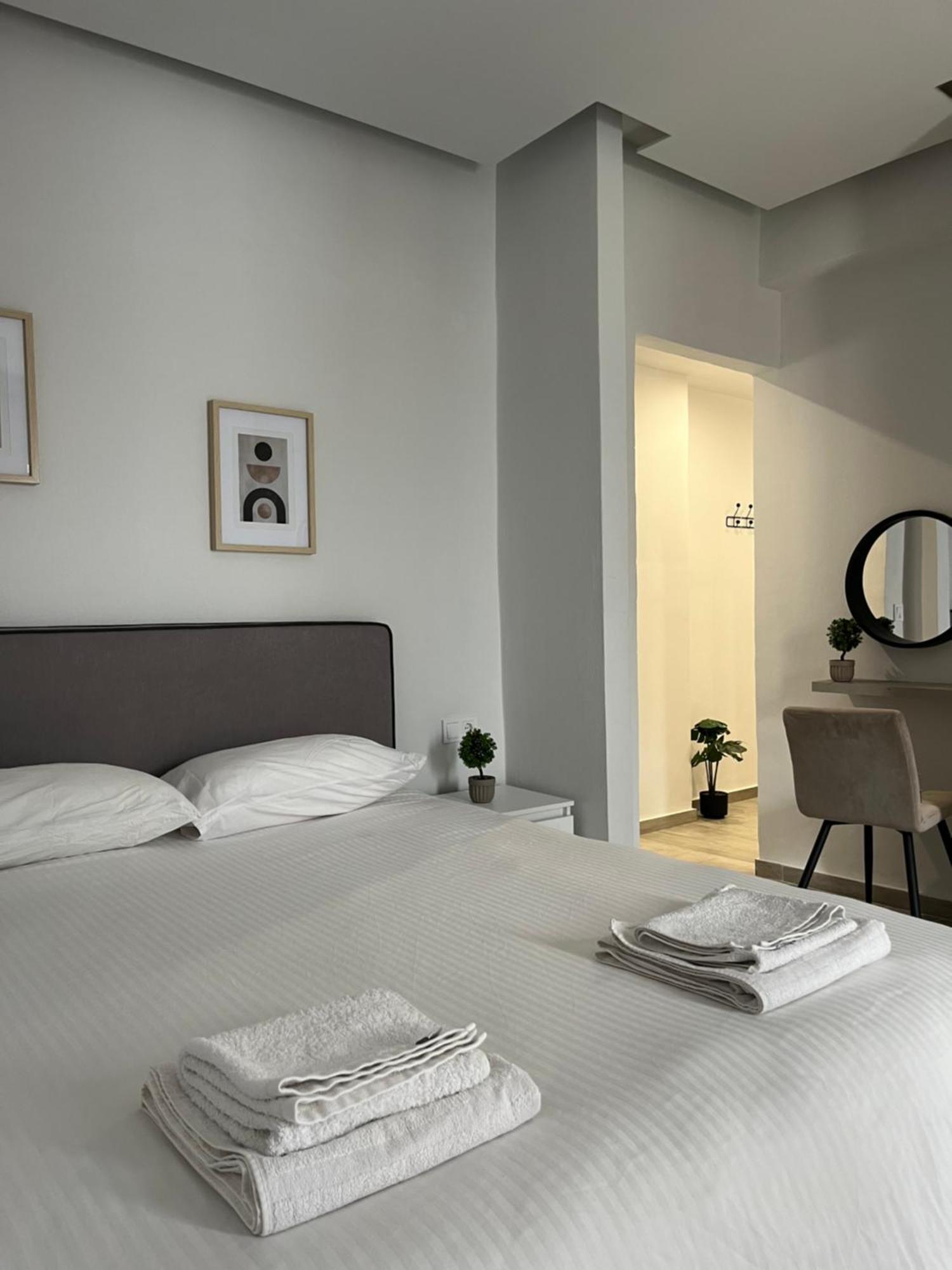 Meramvellou Living Heraklion  Bagian luar foto